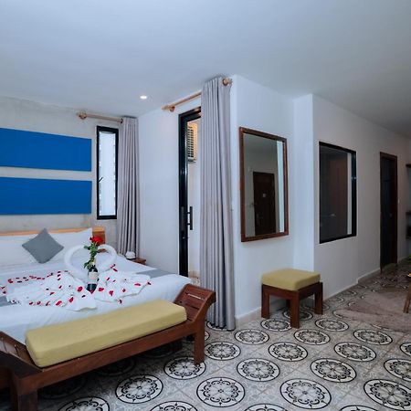 Home Chic Hotel Phnom Penh Exterior foto