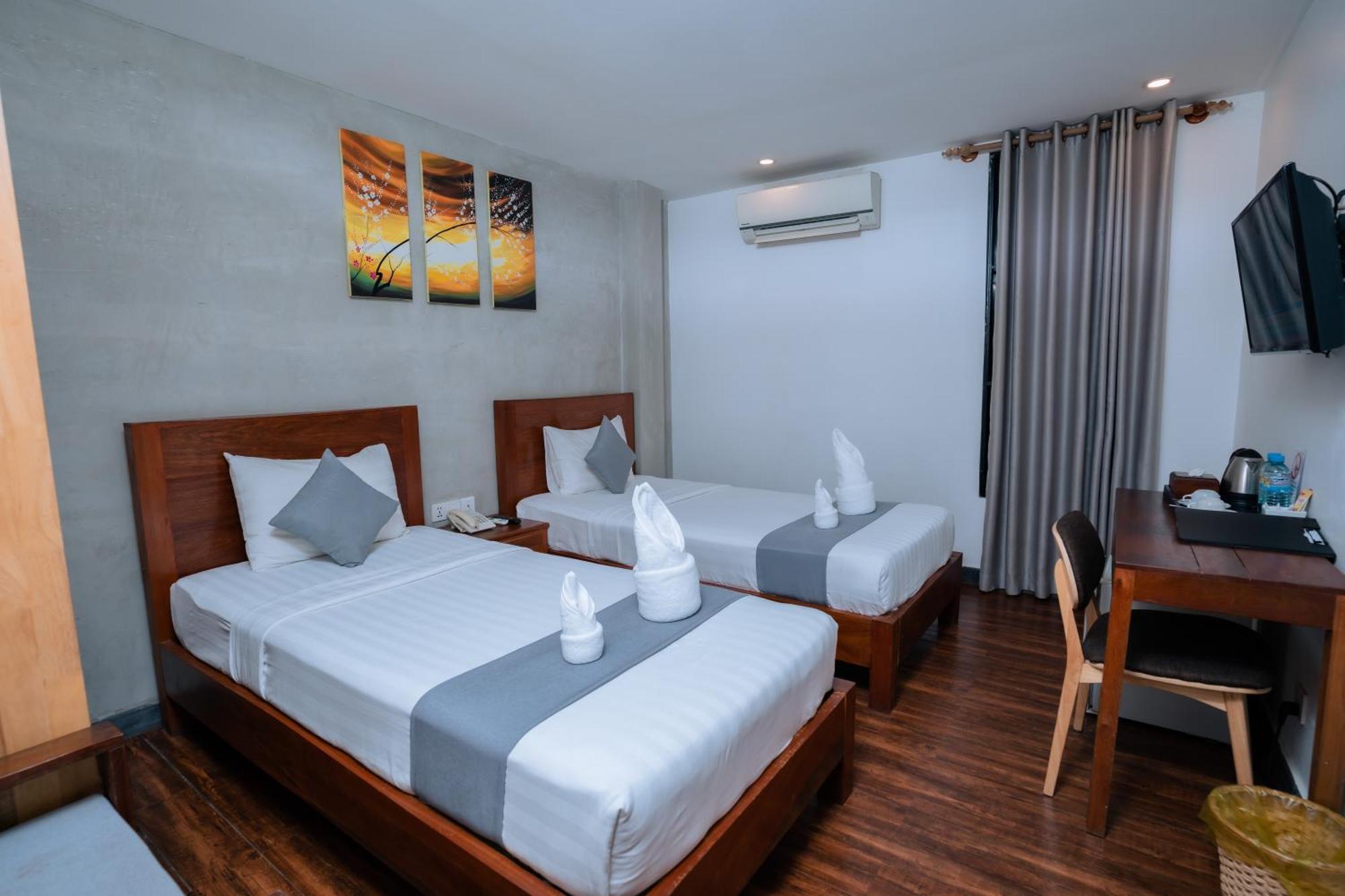 Home Chic Hotel Phnom Penh Exterior foto