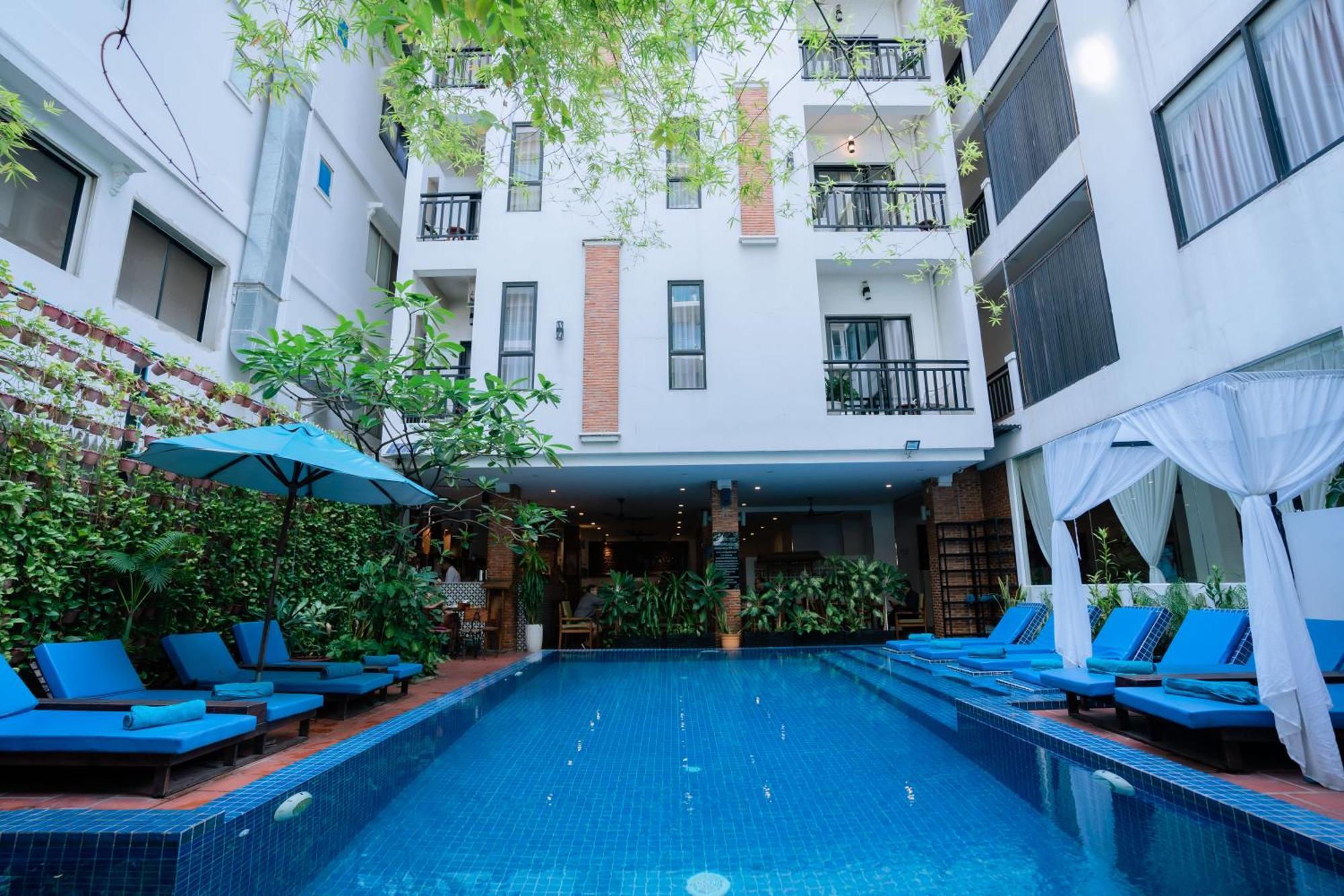 Home Chic Hotel Phnom Penh Exterior foto